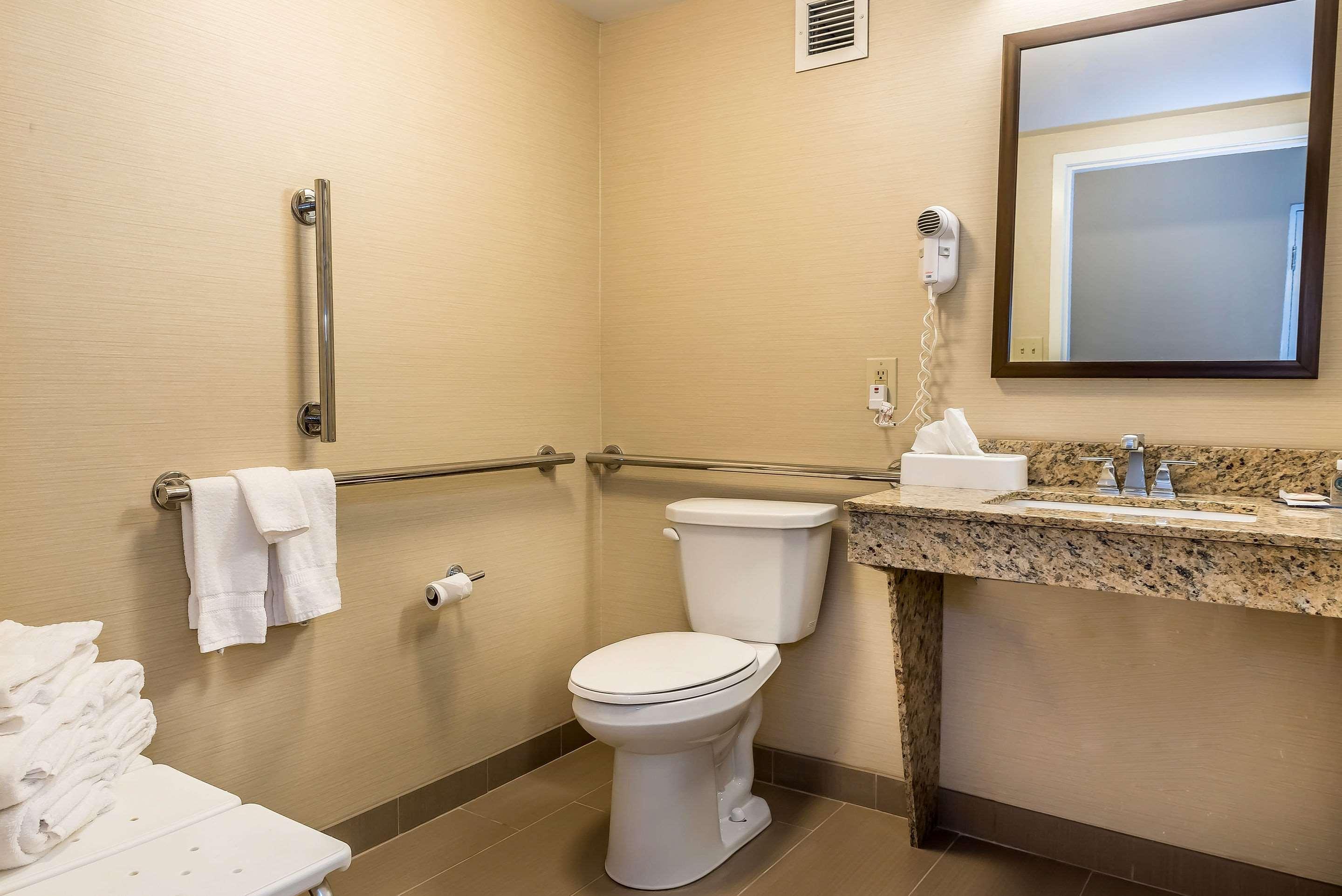 Comfort Inn & Suites Piqua-Near Troy-I75 Eksteriør billede